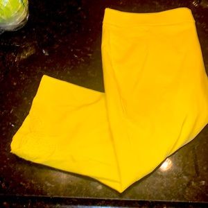 Kim Rogers yellow pull on capris.  Size 2x.  Approx 32in long.